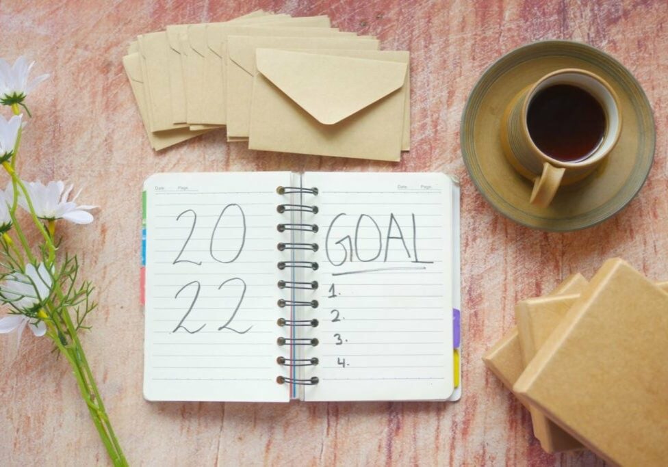 Image-Blog-1-Nov-2021-Tying-Up-Loose-Ends