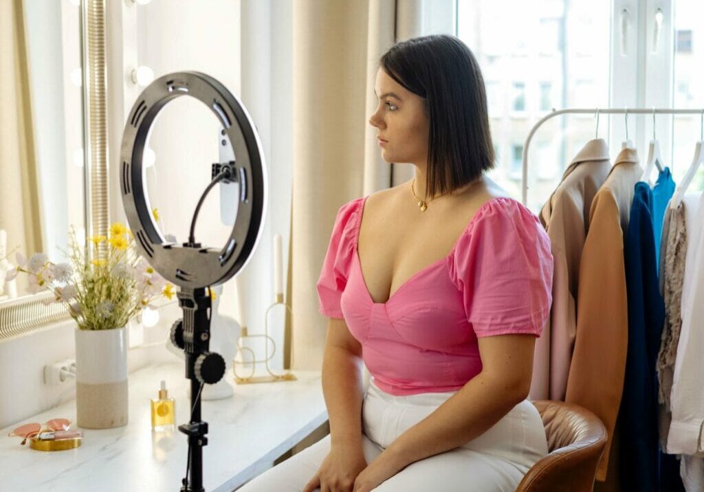 Image-Blog-2-The-Other-Side-Of-Social-Media